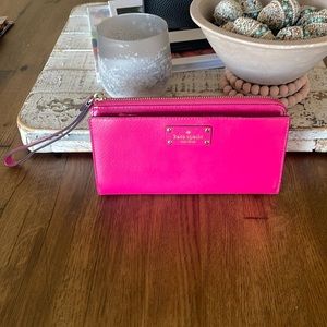 Kate Spade wallet wristlet bright pink